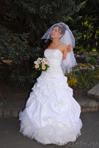 Продаю шикарное свадебное платье - Изображение #2, Объявление #116471