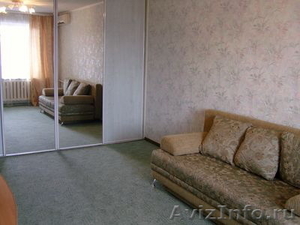 По суткам сдаю 1-комнатную квартиру в Барнауле - Изображение #1, Объявление #203764